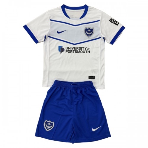 Fotballtrøye Portsmouth Bortedrakt 2025-26 Kortermet - Barn(+ Shorts) Fotballtrøye Portsmouth Bortedrakt 2025-26 Kortermet - Barn(+ Shorts)
